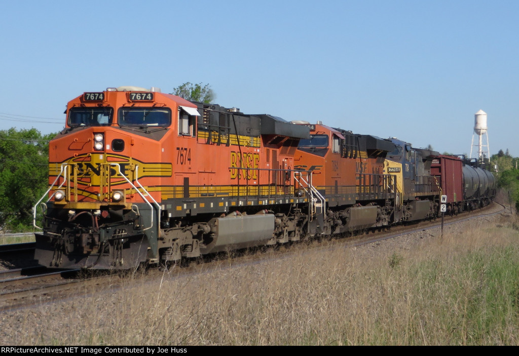 BNSF 7674 East